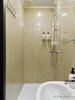 Удобный душ в посуточной квартире, около метро Авиастроительная в Казани
